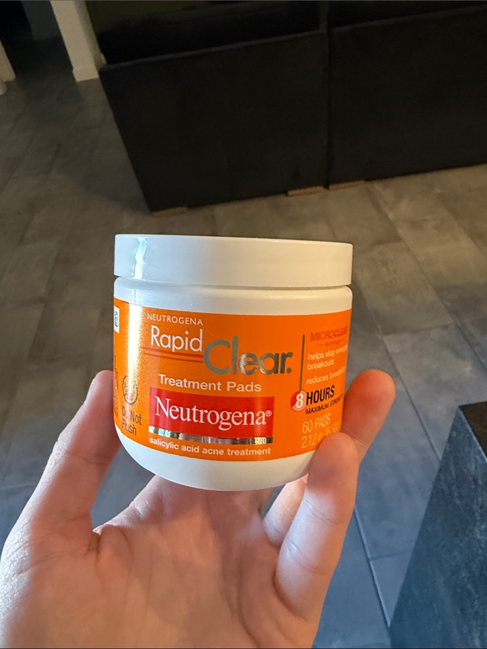 Neutrogena Rapid Clear Treatment Pads - Orange & White Packaging